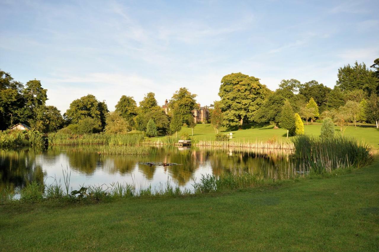 Carnell Country Estate & Holiday Cottages In Ayrshire Hurlford ภายนอก รูปภาพ