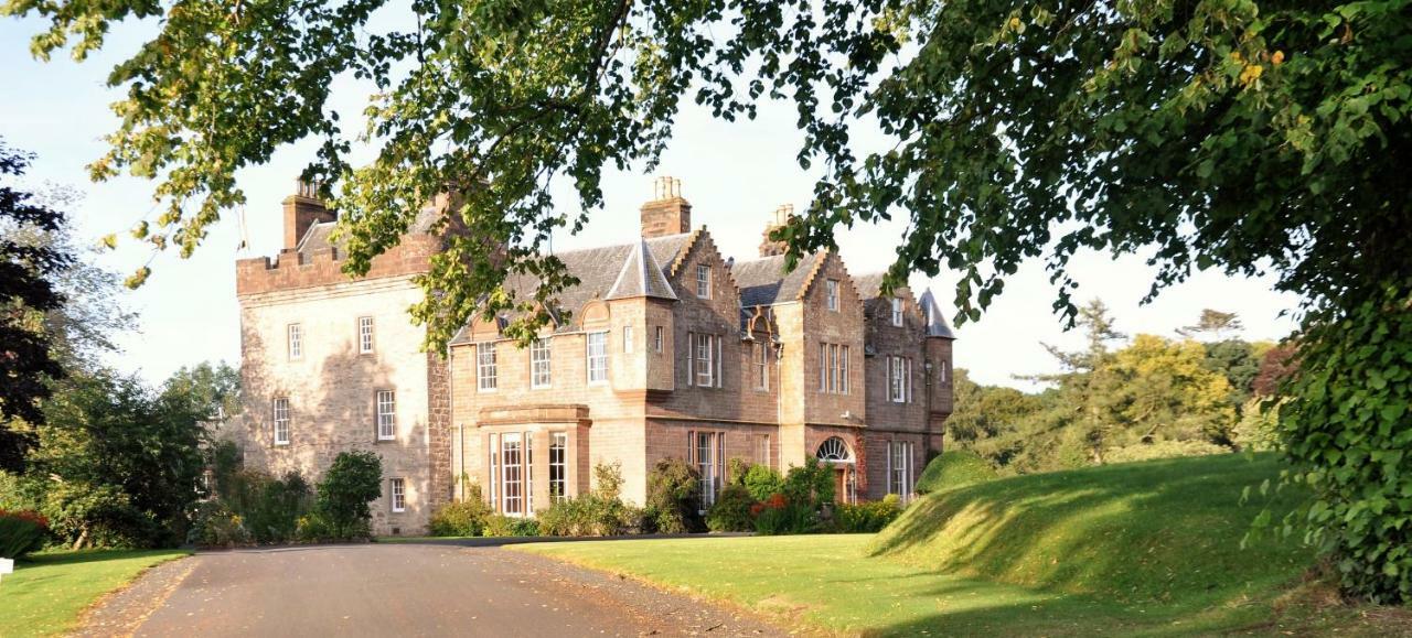 Carnell Country Estate & Holiday Cottages In Ayrshire Hurlford ภายนอก รูปภาพ